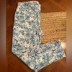 Chicos Blue & White Tile Print Pull-on Pants-Sz 2.5